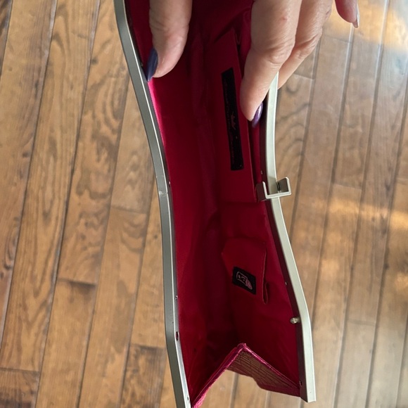 Elaine Turner Designs Hot Pink Croc-Embossed Frame Clutch - Picture 5 of 7